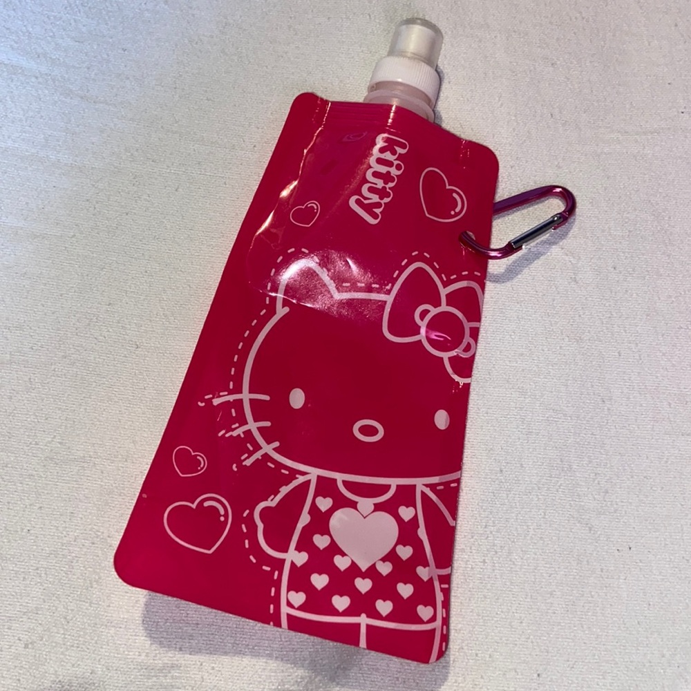 Hello Kitty hiking water bottle💖